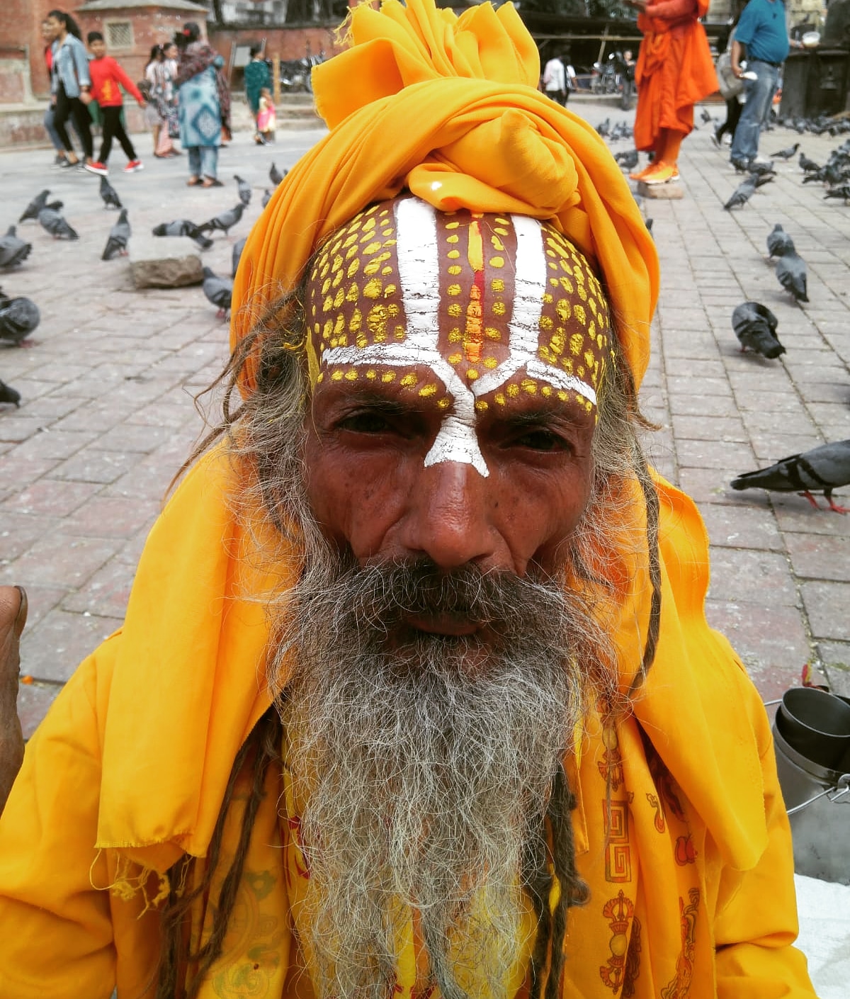 Ampliar: Santón de Benarés